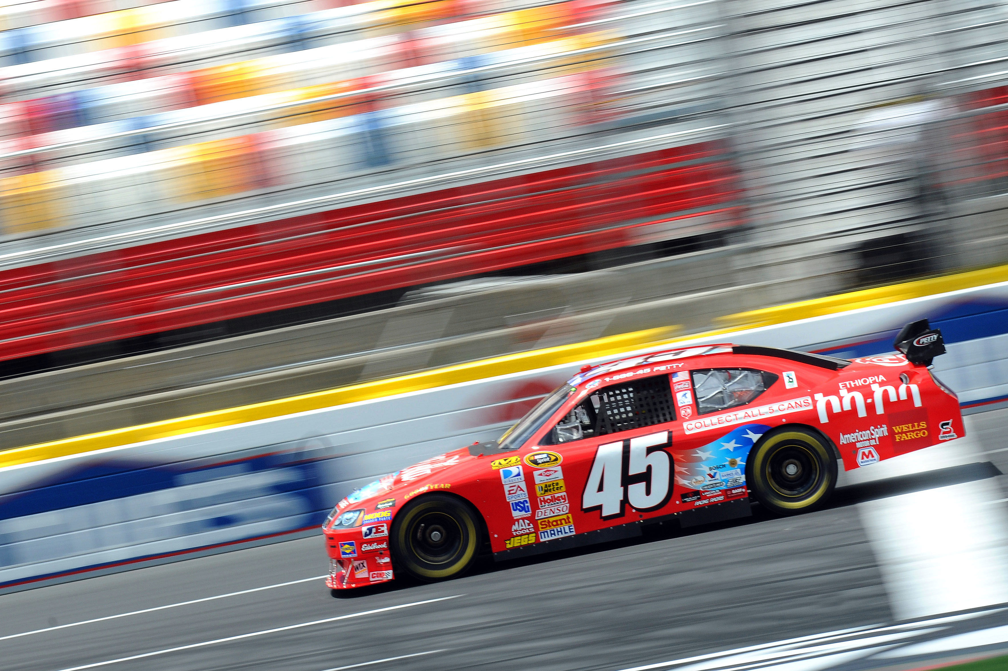 Kyle Petty driving the #45 Dodge in the 2008 NASCAR season - Source: Imagn